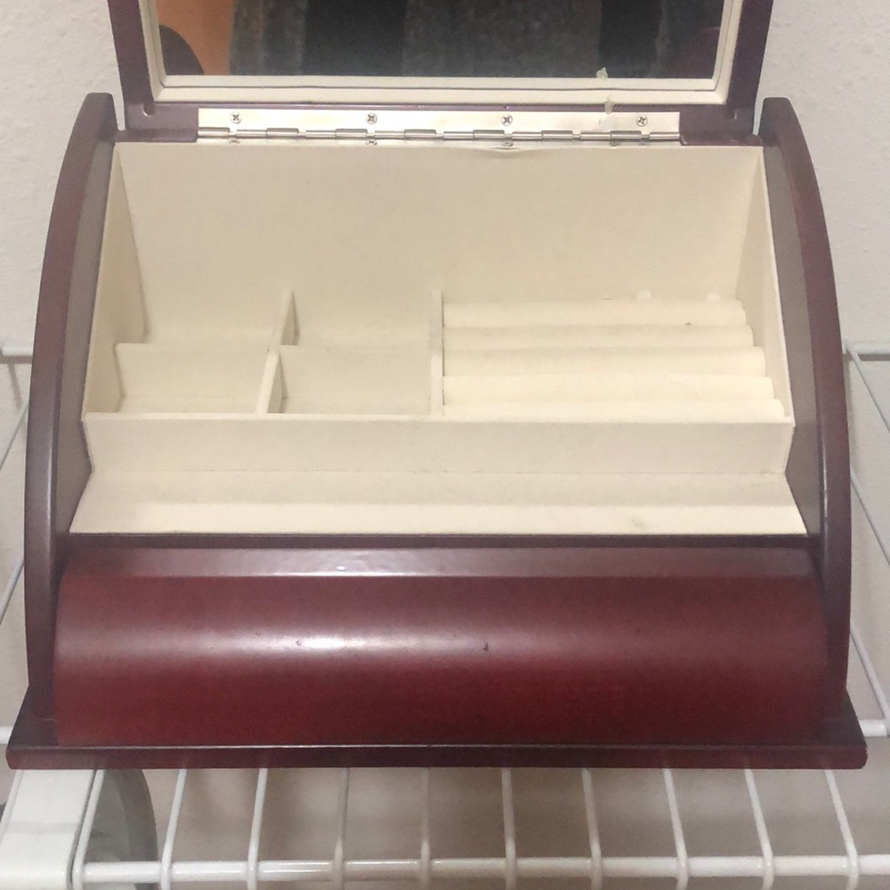 Brown jewelry box